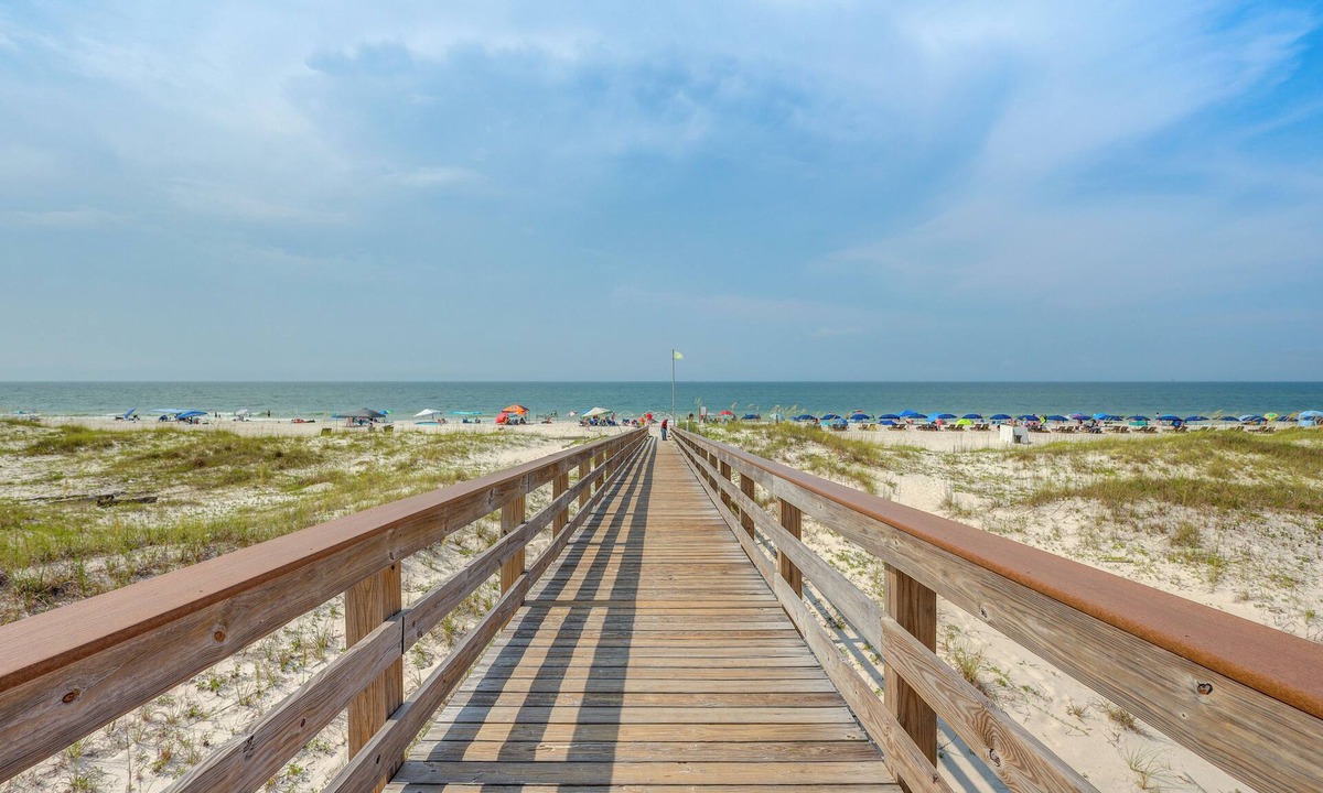 Fort Morgan Apartment | Walk to Beach! Gulf Shores Escape w/Indoor Pool
