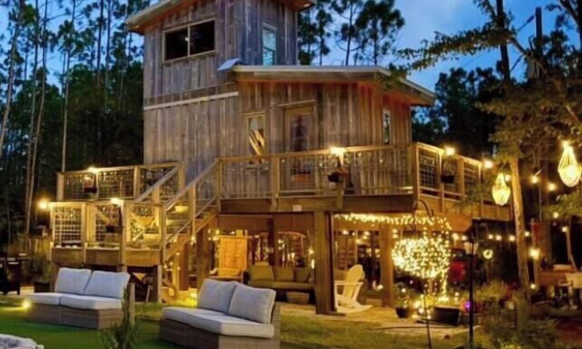 Gulf Shores Cabin | Water + Woods – Unique Treehouse Retreat on 10 Private Acres in Gulf Shores