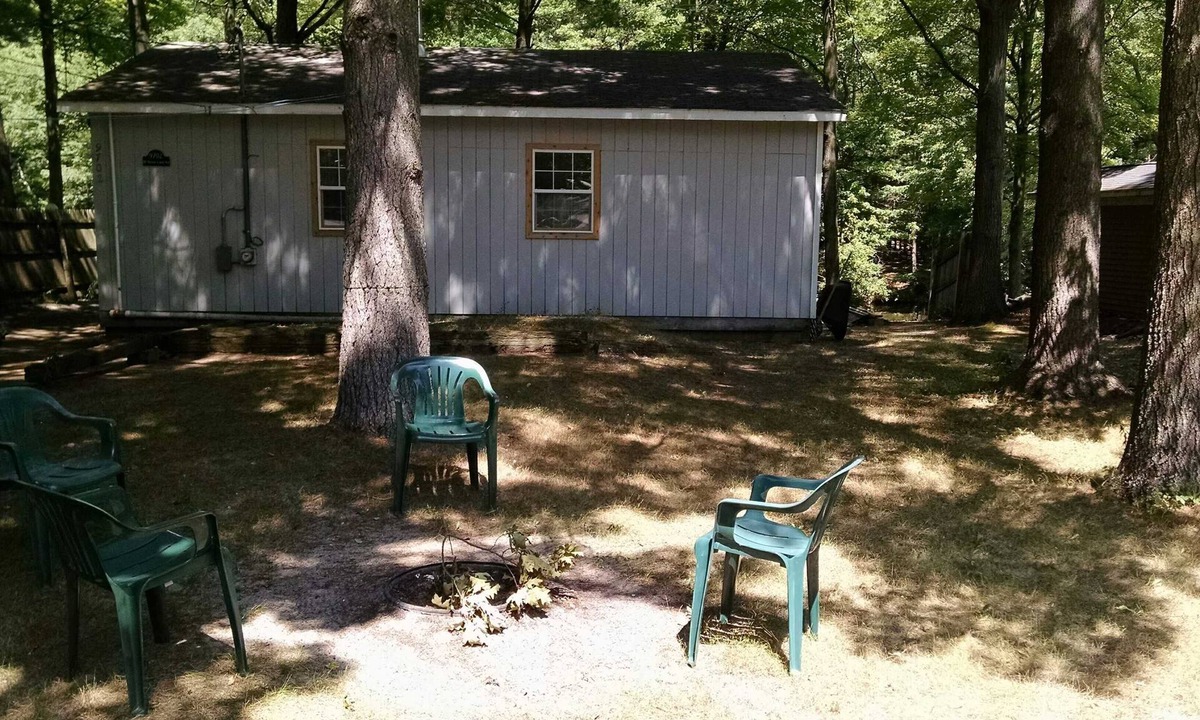 Mears Cottage | Waterfront Cabin on Silver Lake Channel. Row or Motor boat to the Sand Dunes.