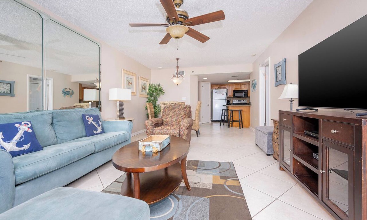 Orange Beach Condo | WEEKLY SPECIALS! LOW FLOOR - 2BR Condo @ Phoenix V