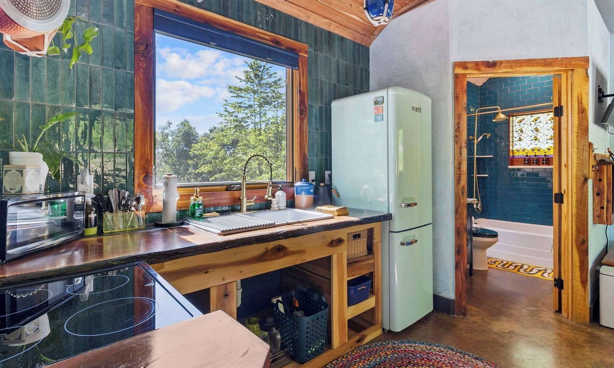 Lupton City Cabin | Whippoorwill: Cozy Mountain Escape w/Stargazing Shower & Trails