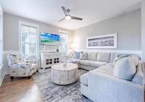 1358 Laurel Grove