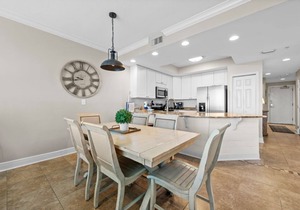 Beachfront Condo w/Breath Taking Sunset Views | Pool & Sauna | Sleeps 10
