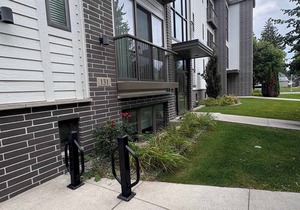 Charming TC Condo | Minutes to Wineries & Waterfront | Capri 316