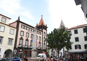 Edificio Charles 102 in Funchal