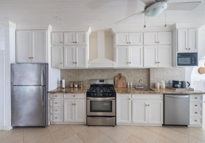 Exceptional Beachfront Living - Milord Sunsets home in Saint James