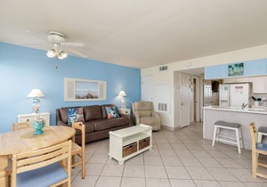Pet-Friendly Beachside Condo | Steps to the Sand & Patio in Corpus Christi
