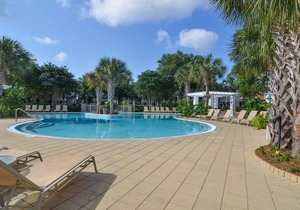 Studio ~ Kitchenette ~ Pool ~ Fitness Center