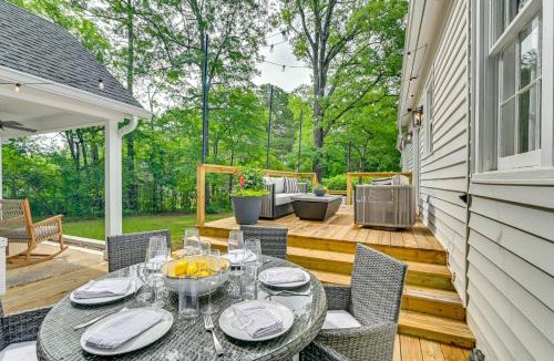 Starkville House | 1 Mi to Miss State: ‘Wremy Cottage’ w/Deck & Yard