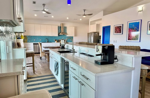 Navarre Beach House | #1 Reviewed Home on Navarre Beach Forever Views 33' Pool Outdoor Bar/TVs Hot Tub