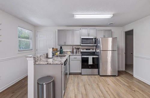 Johnson City Apartment | 10 minutes to downtown Johnson City