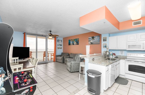 Navarre Beach Condo | 10th Floor OceanFront,Free Beach Chairs & Unbrella Service HeatedPool ArcadeGame