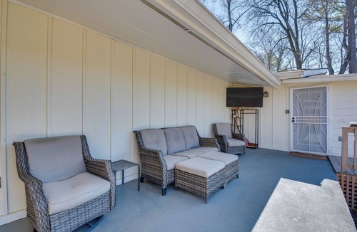 Conley House | 11 Mi to Mercedes-Benz Stadium: Home w/Yard!