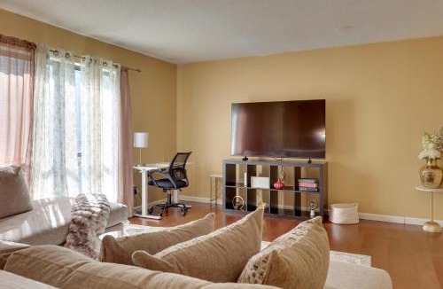 New Castle House | 12 Mi to UAB: Birmingham Corner Hideaway w/Deck