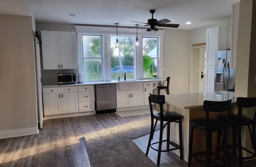 Elberta House | 14 miles to Gulf Shores Alabama, 3 mile to OWA Amusement Park, Pet Friendly