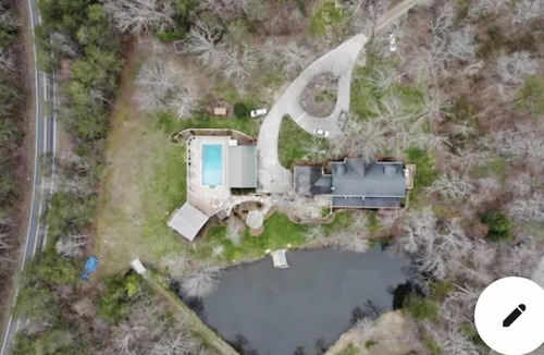 Lookout Mountain House | 15 bdrm ~49ppl~ 2 houses XL HotTub, Pool, pond, Volleyball4238021965.