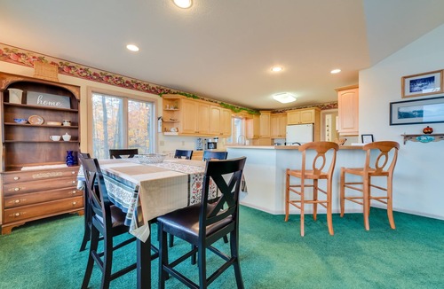 Good Hart House | 17 Mi to Skiing! Lake-View Michigan Home w/Deck
