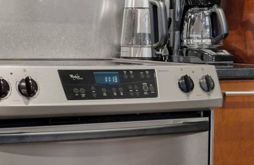 Atlantic Station Area Apartment | 2 Bed Midtown Loft Midtown