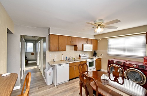 Anchor Bay Harbor Apartment | 2 Bedroom, 1 Bath, Upper level, Sleeps 8, Boat Well Included, Near Boat Launch