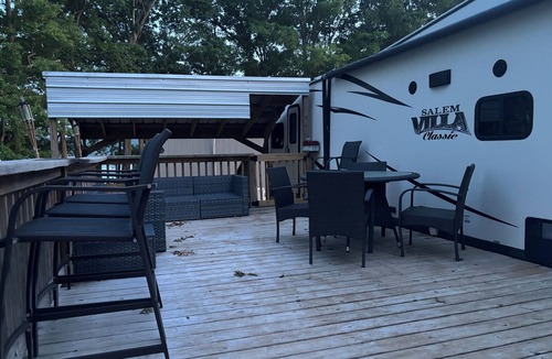 Crane Hill House | 2-bedroom recreational vehicle in beautiful Crane Hill with AC