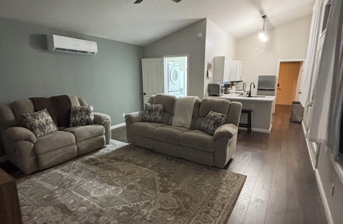 Celina House | 2 Bedroom Scott Hollow Retreat