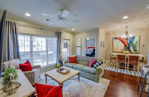 Tuscaloosa Condo | 2 Bedrooms, 2 Baths, Sleeps 6 - RTR and Welcome to The Red Elephant