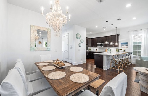 Villa Lago House | 2 Golf Carts ☀️ Screened Patio | Heated Pool | Beach Gear | On Golf Course ☀️ Sandestin