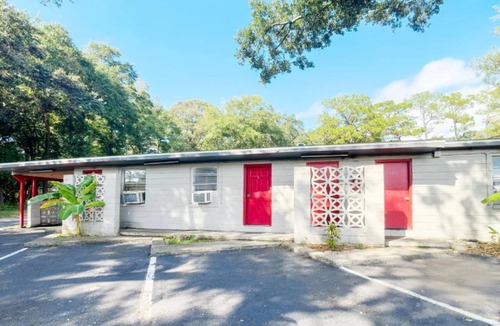 Mobile Apartment | 2 Queen Bed|Smk|Bama Motel Mobile