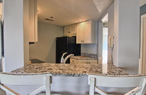Traverse City House | 204 North Shore Inn