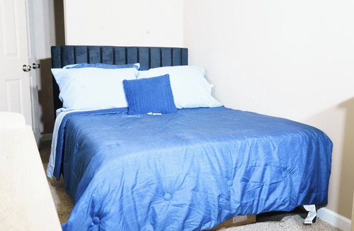 Montgomery House | 2321 Edward J Neetles Lane- 15 mins from Airport, Downtown, Walmart,
