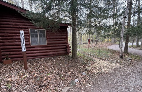 Maple City House | 3-bedroom across from Big Glen Lake Dog ok