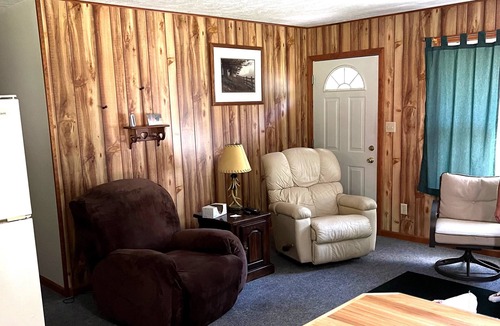Baldwin Cabin | 3 Bedroom Cottage near Wolf Lake in Baldwin Michigan.
