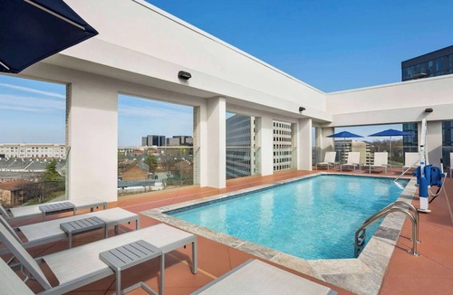 West End Hotel | 3 Pet-Friendly Studio Suites Near Nashville International Airport - 10 mi