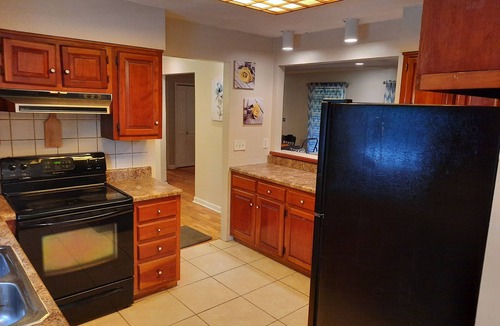 Stone Mountain House | 30 Minutes to Atlanta Sleeps 26