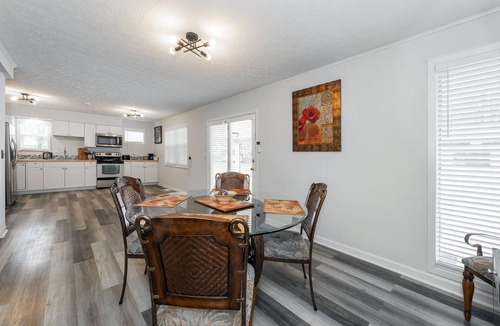 Mount Vernon House | 4 BDR Windrock Haven With Long Term Rental - 10 min drive to Windrock
