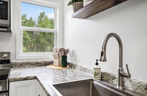 Rumely House | 4 Bedroom Modern Barndominium near Marquette , Escanaba and Pictured Rocks