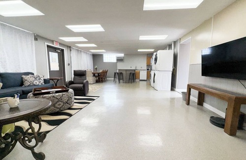 Anchor Bay Harbor Apartment | 4 Bedrooms, 1.5 Baths, Sleeps 12, Ranch, Ground Floor, Close to Boat Launch