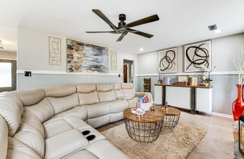 Church Street House | 4 Mi to Airport: Atlanta Home w/Deck & Hot Tub