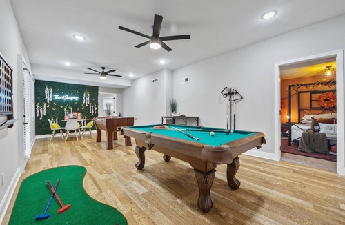 Decatur House | 4Seasons Retreat | Private Decatur Home w/Hot Tub & Game Room