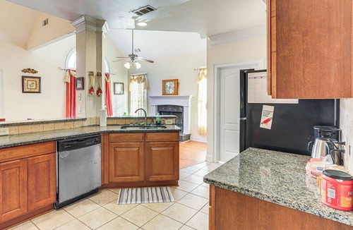 McDonough House | 6 Mi to Southern Belle Farm: Home w/Patio!