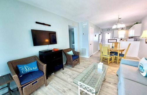 Gulf Shores Condo | 70 m² Condo ∙ 2 bedrooms ∙ 6 guests