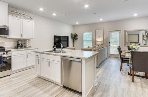 Florida Panhandle House | 8 Mi to Dtwn Pensacola: Modern Escape w/Patio!