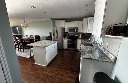 La Follette Condo | A 2BR/2.5BA Condo with boat slip in Deerfield Resort on beautiful Norris Lake,TN