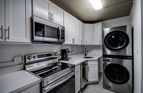 Downtown Jackson Apartment | Admiral Benbow # 259