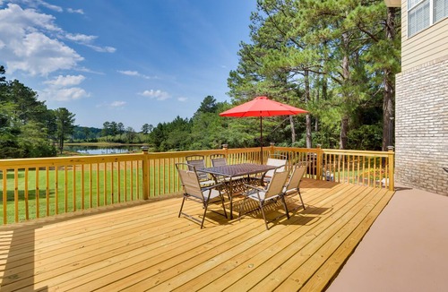 Eutaw House | Alabama Retreat w/Private Pond, Deck & Pool Table