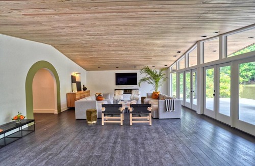 Fayetteville House | Amazing 5 br 4 bath private lake house, with a guest house, 20 min from Atlanta
