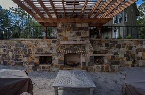 Jacksons' Gap House | Amber Skies: Tranquil Lakefront Escape. Perfect for Families and Events!