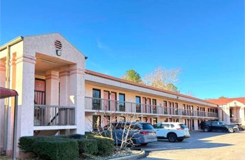 Selma Hotel | American Inn by Hotel O Selma US 80