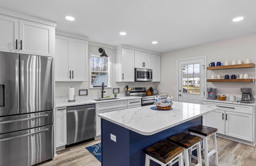 Dadeville House | Anchors Away- Enjoy our 3bedroom/3bath home on the lake!