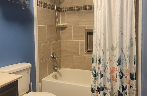 Grand Bay Apartment | Apartment w/kitchen near Dauhpin Island Beaches, Pascagoula and Mobile.